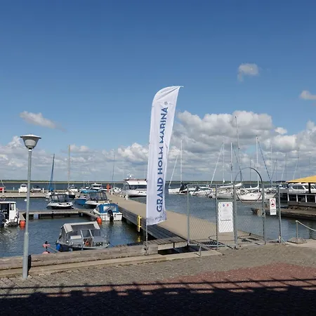Apartmán Grand Holm Marina Pootsmani